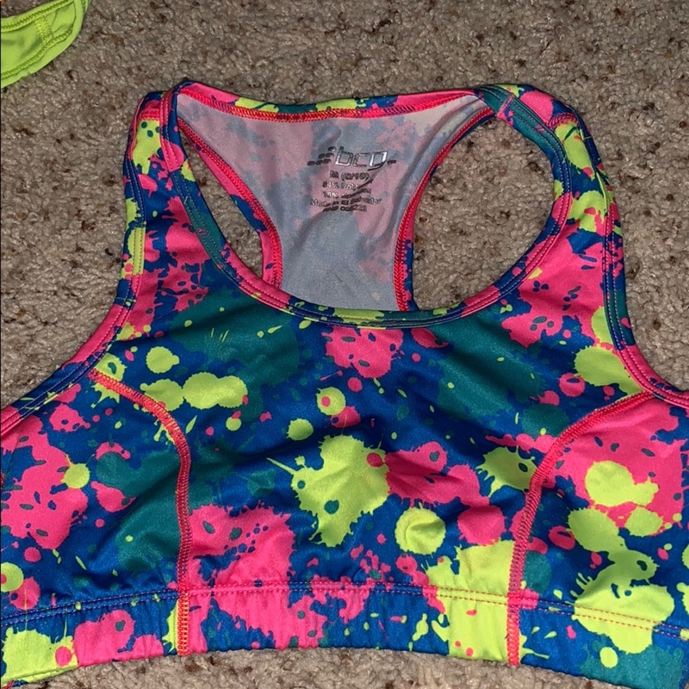 Sports bra